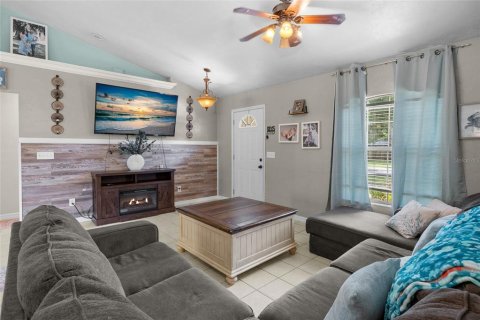House in Bronson, Florida 3 bedrooms, 119.01 sq.m. № 1273836 - photo 3