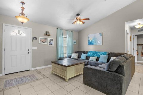 House in Bronson, Florida 3 bedrooms, 119.01 sq.m. № 1273836 - photo 4
