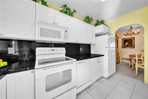 Copropriété à vendre à Hollywood, Floride: 1 chambre, 60.39 m2 № 1999179 - photo 7