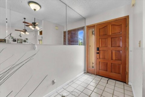 House in Fort Meade, Florida 3 bedrooms, 221.85 sq.m. № 1688217 - photo 6