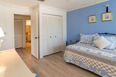 Condo in Bradenton, Florida, 2 bedrooms  № 1550166 - photo 10