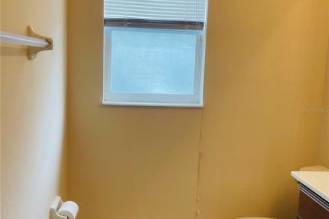 Villa ou maison à louer à Punta Gorda, Floride: 4 chambres, 219.9 m2 № 1858363 - photo 9