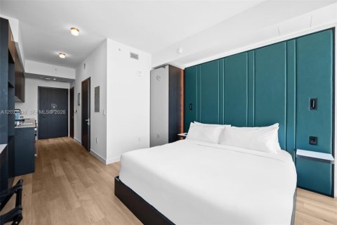 Condo in Miami, Florida  № 2087014 - photo 22