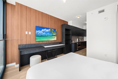 Condo in Miami, Florida  № 2087014 - photo 23