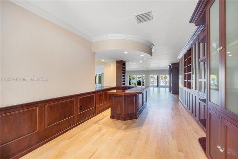 Villa ou maison à vendre à Miami Beach, Floride: 4 chambres, 365.48 m2 № 1799129 - photo 21