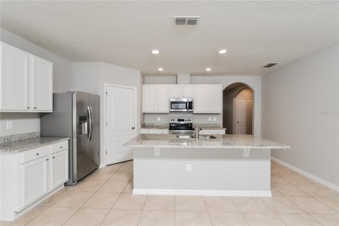 Casa en alquiler en Mount Dora, Florida, 4 dormitorios, 171.5 m2 № 1902857 - foto 5