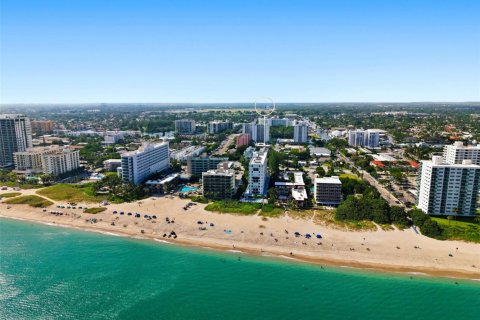 Купить кондоминиум в Помпано-Бич, Флорида 3 комнаты, 138.33м2, № 2084925 - фото 25