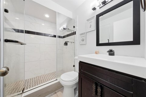Купить кондоминиум в Помпано-Бич, Флорида 3 комнаты, 138.33м2, № 2084925 - фото 16