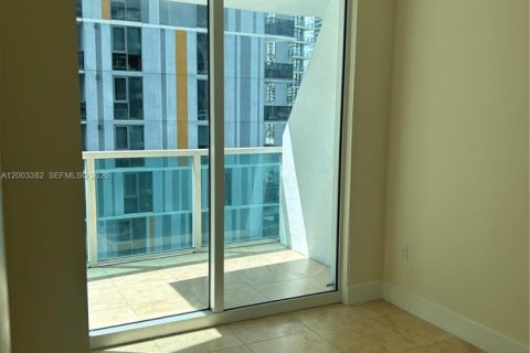 Copropriété à vendre à Miami, Floride: 2 chambres, 130.25 m2 № 2300032 - photo 8