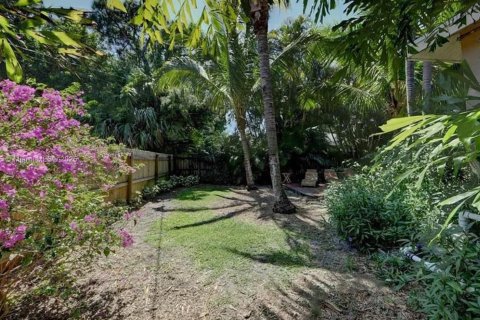 House in Port St. Lucie, Florida 4 bedrooms, 161.65 sq.m. № 1689492 - photo 20