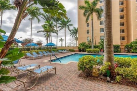 Copropriété à louer à West Palm Beach, Floride: 2 chambres, 99.5 m2 № 2084939 - photo 29