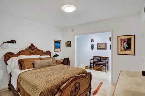 Купить кондоминиум в Халландейл-Бич, Флорида 3 спальни, 193.05м2, № 1982821 - фото 21