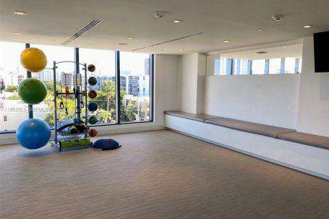 Condominio en alquiler en Aventura, Florida, 2 dormitorios, 101.64 m2 № 2025704 - foto 13