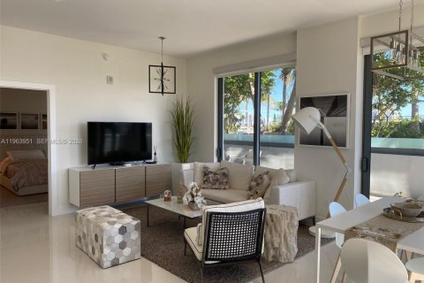 Condominio en alquiler en Aventura, Florida, 2 dormitorios, 101.64 m2 № 2025704 - foto 2
