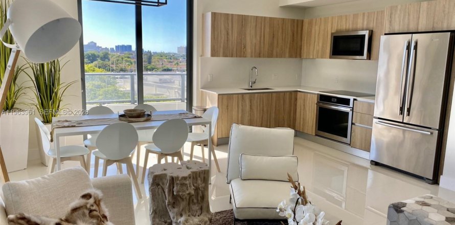 Condominio en Aventura, Florida, 2 dormitorios № 2025704