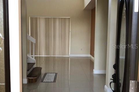 House in Kissimmee, Florida 7 bedrooms, 247.49 sq.m. № 2103770 - photo 4