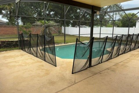 House in Kissimmee, Florida 7 bedrooms, 247.49 sq.m. № 2103770 - photo 10