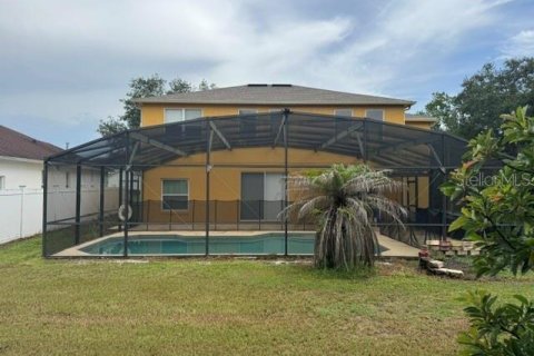 House in Kissimmee, Florida 7 bedrooms, 247.49 sq.m. № 2103770 - photo 8