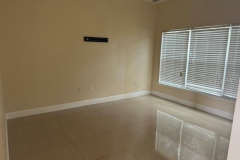 House in Kissimmee, Florida 7 bedrooms, 247.49 sq.m. № 2103770 - photo 25