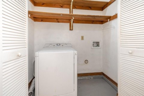 House in Orlando, Florida 2 bedrooms, 123 sq.m. № 1725203 - photo 21