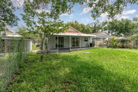 House in Orlando, Florida 2 bedrooms, 123 sq.m. № 1725203 - photo 28