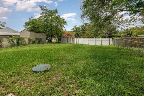 House in Orlando, Florida 2 bedrooms, 123 sq.m. № 1725203 - photo 26