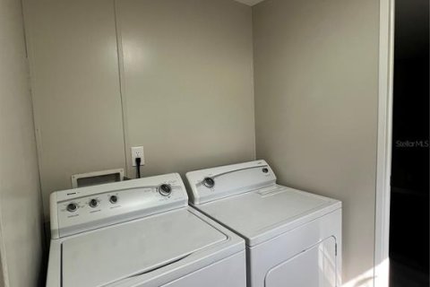 Apartamento en alquiler en Lakeland, Florida, 3 dormitorios, 98.1 m2 № 1828638 - foto 12