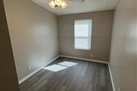 Apartamento en alquiler en Lakeland, Florida, 3 dormitorios, 98.1 m2 № 1828638 - foto 11