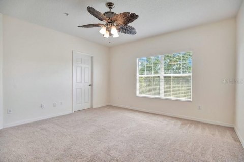 Townhouse in Winter Springs, Florida 3 bedrooms, 173.91 sq.m. № 2200265 - photo 18