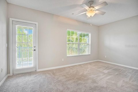 Townhouse in Winter Springs, Florida 3 bedrooms, 173.91 sq.m. № 2200265 - photo 22