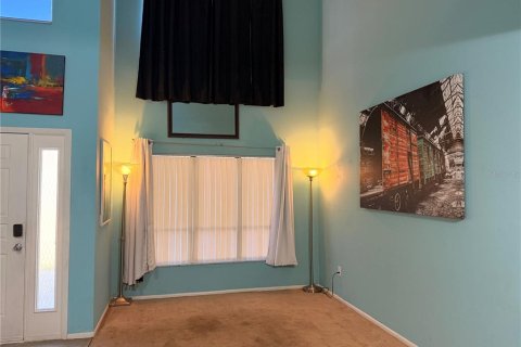 Condo in Lutz, Florida, 2 bedrooms № 2166281 - photo 2