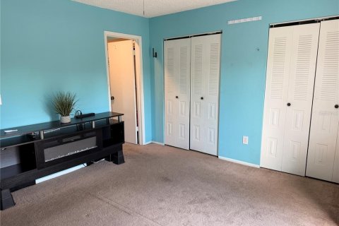 Condo in Lutz, Florida, 2 bedrooms № 2166281 - photo 7