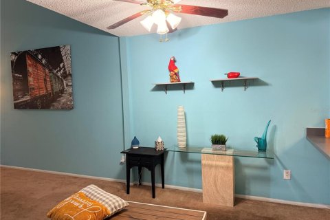 Condo in Lutz, Florida, 2 bedrooms № 2166281 - photo 5