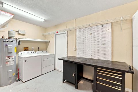 Casa en venta en Palm Bay, Florida, 4 dormitorios, 128.02 m2 № 2341950 - foto 27