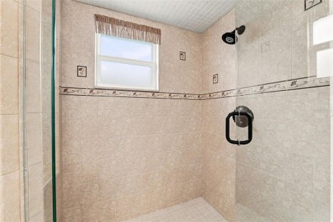 Casa en venta en Palm Bay, Florida, 4 dormitorios, 128.02 m2 № 2341950 - foto 17
