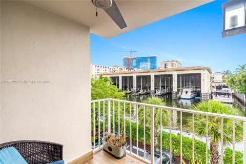 Condominio en alquiler en Fort Lauderdale, Florida, 2 dormitorios, 94.76 m2 № 1938270 - foto 22