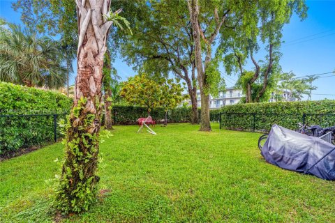 Condominio en alquiler en Fort Lauderdale, Florida, 2 dormitorios, 94.76 m2 № 1938270 - foto 30