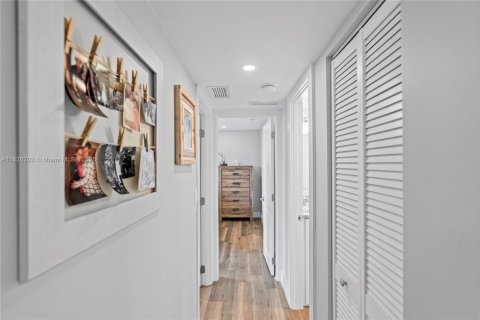 Condominio en alquiler en Fort Lauderdale, Florida, 2 dormitorios, 94.76 m2 № 1938270 - foto 12
