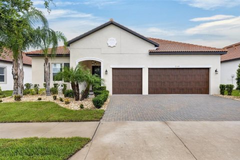 House in Wimauma, Florida 3 bedrooms, 246.28 sq.m. № 2258683