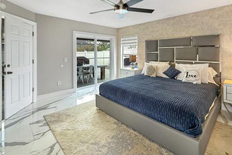 House in Davenport, Florida 4 bedrooms, 200.67 sq.m. № 1899952 - photo 11