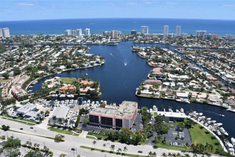 Copropriété à vendre à Pompano Beach, Floride: 2 chambres, 95.22 m2 № 2190555 - photo 2