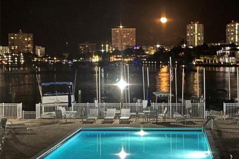 Copropriété à vendre à Pompano Beach, Floride: 2 chambres, 95.22 m2 № 2190555 - photo 23