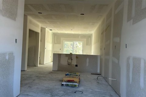 Immobilier commercial à vendre à Port Charlotte, Floride: 6 chambres, 215.9 m2 № 2436768 - photo 7