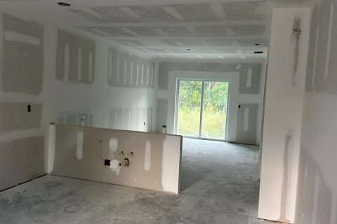 Immobilier commercial à vendre à Port Charlotte, Floride: 6 chambres, 215.9 m2 № 2436768 - photo 10