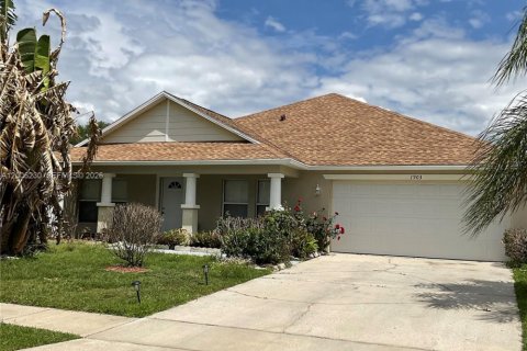 House in Kissimmee, Florida 3 bedrooms № 2070768