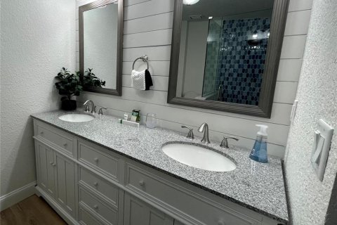 Casa en alquiler en Dunedin, Florida, 4 dormitorios, 133.04 m2 № 2142649 - foto 10