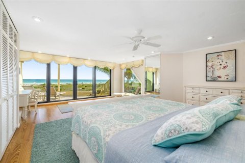 Townhouse in Sarasota, Florida 3 bedrooms, 242.57 sq.m. № 1829984 - photo 12