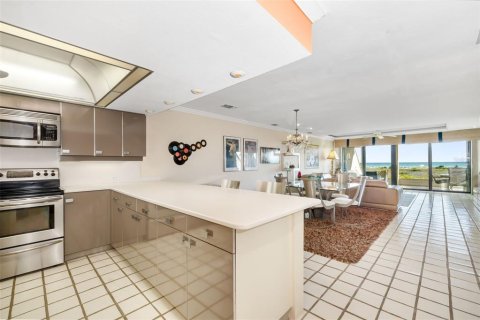 Townhouse in Sarasota, Florida 3 bedrooms, 242.57 sq.m. № 1829984 - photo 21