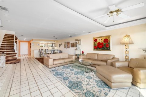 Townhouse in Sarasota, Florida 3 bedrooms, 242.57 sq.m. № 1829984 - photo 17