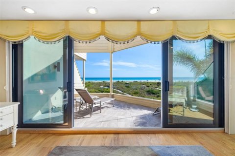 Townhouse in Sarasota, Florida 3 bedrooms, 242.57 sq.m. № 1829984 - photo 13